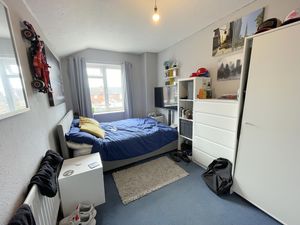 Silcott Street- click for photo gallery